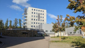 Business-Motel inkl WiFi, Sauna, Massage, PKW-Ladestationen, BUS-LKW-Parkplätze